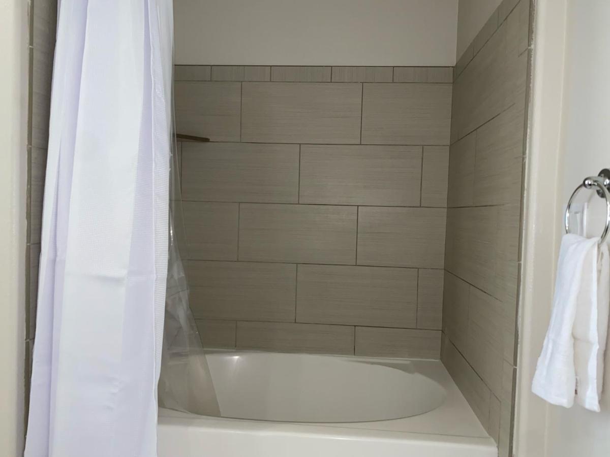 Spacious And Stylish Unit Apartment Los Angeles